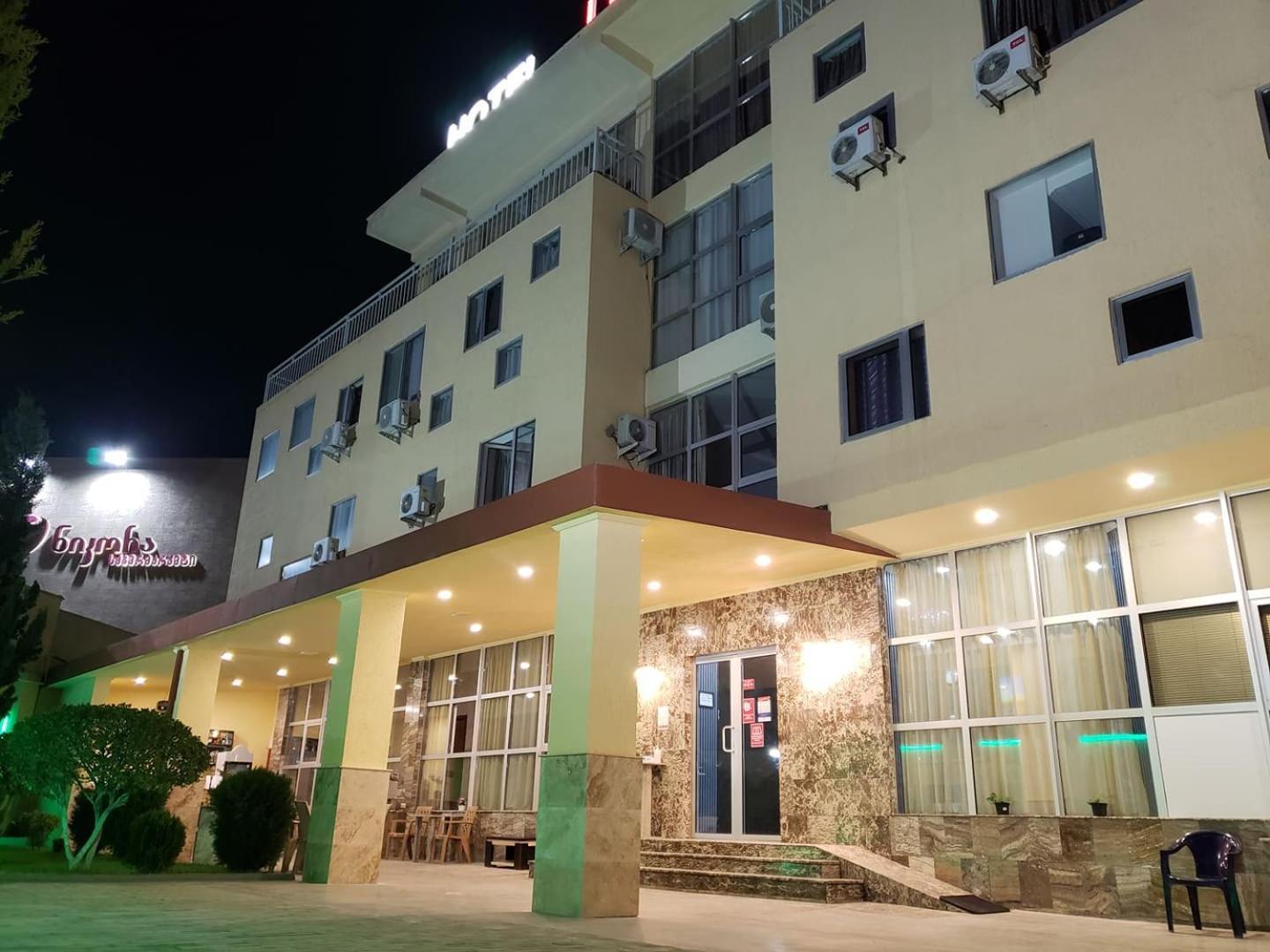 Hotel Like Тбилиси Экстерьер фото